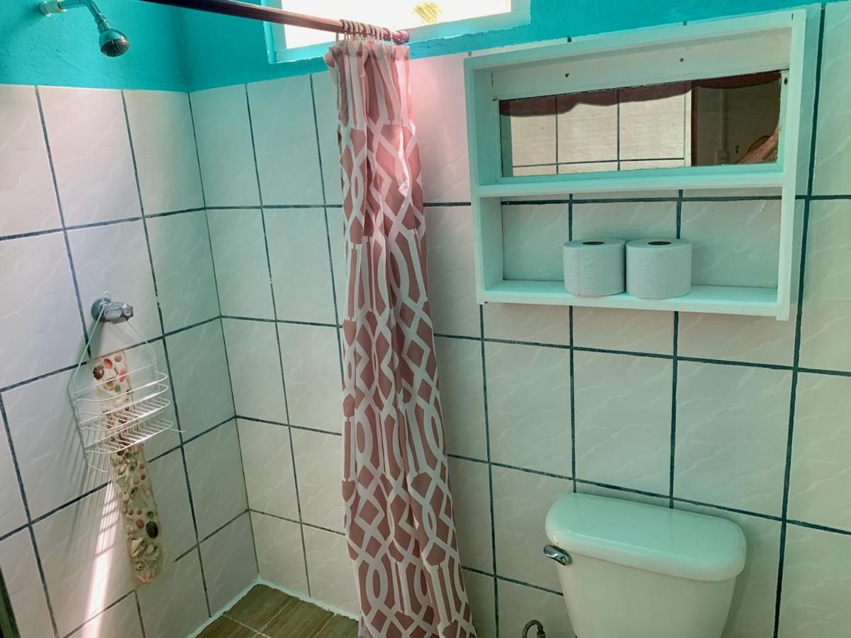 Woodstock Hostel Sámara 외부 사진