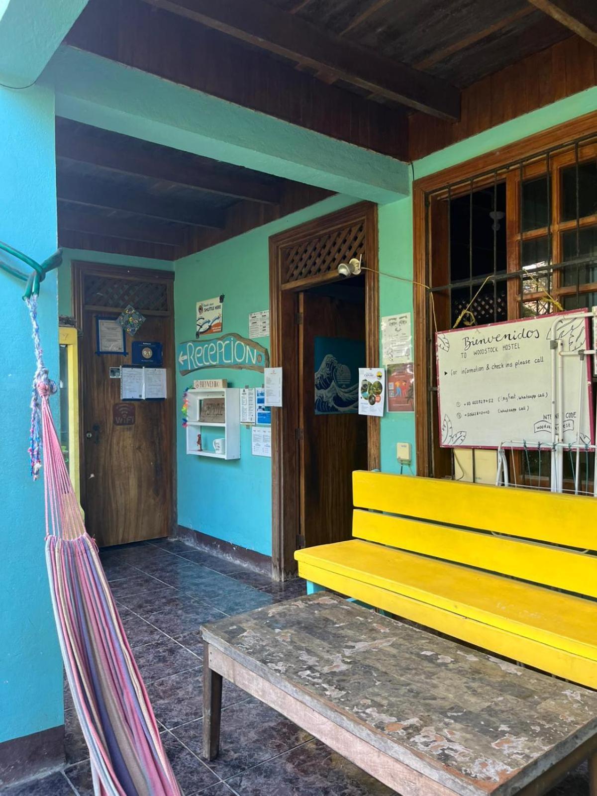 Woodstock Hostel Sámara 외부 사진